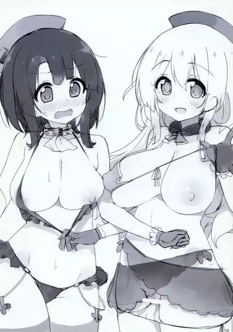 Takao to Atago ni Semarareru Hon